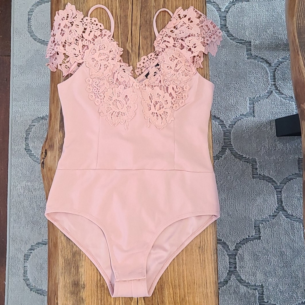 Fashion Nova Bodysuit